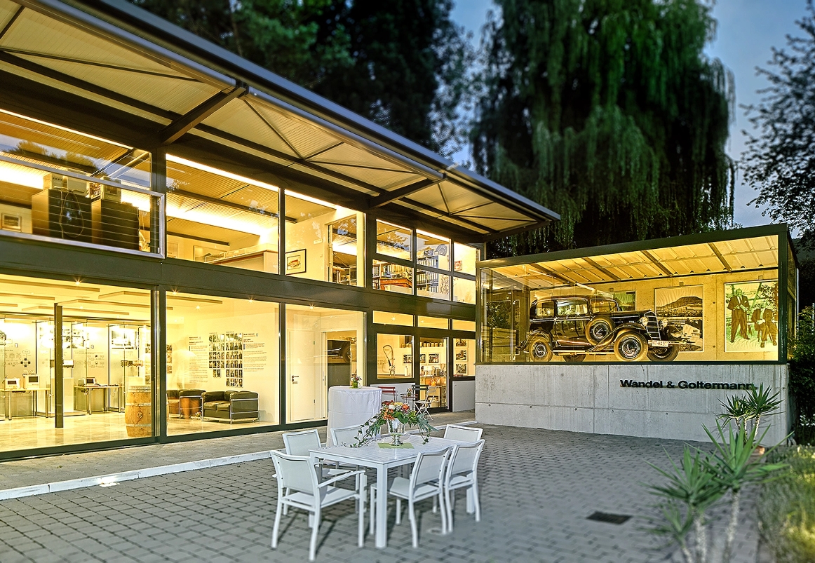 Veranstaltungsraum, Eventlocation, Seminarraum, Konferenzraum, Besprechungsraum, Hochzeitslocation, Private Feier, Feierlocation, Veranstaltungsraum mit Küche, Raum mit Beamer, Barrierefreier Veranstaltungsraum, Teamevent